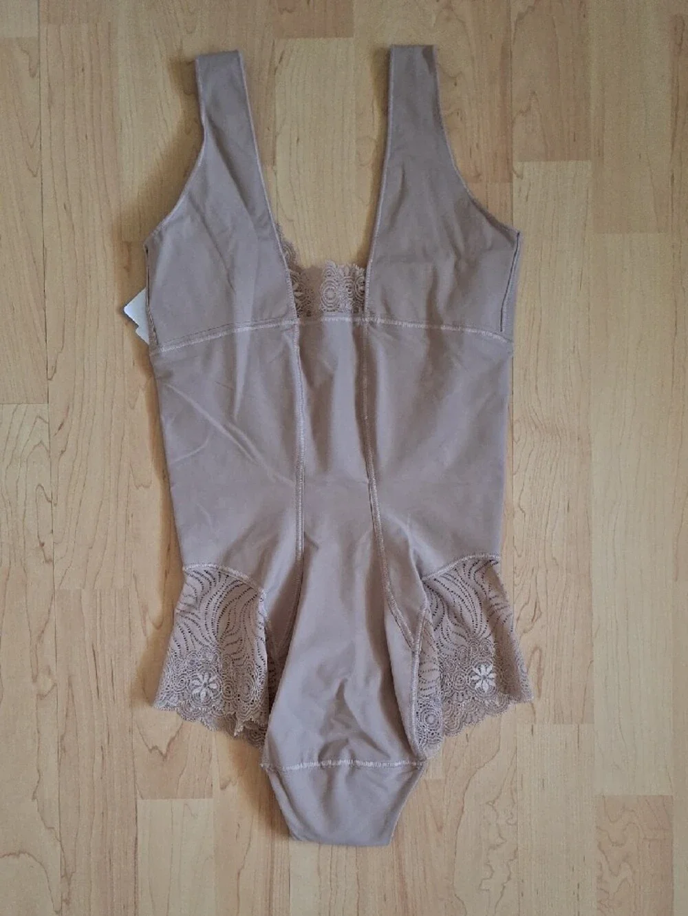 Simone Perele Shapewear Lace-Trim Bodysuit in Taupe Size 2 - Picture 4 of 6